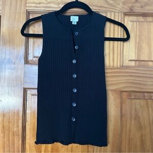 Black Sleeveless Button-Up Top